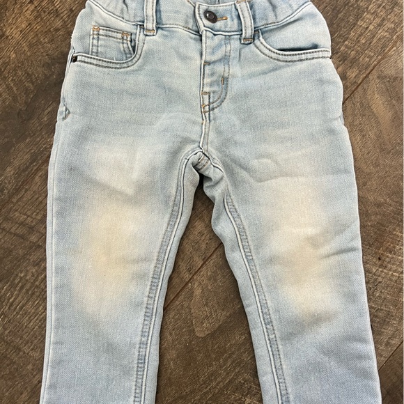 Cat and Jack & Wrangler Boys Jeans 2T Light & Dark Wash - Picture 5 of 9